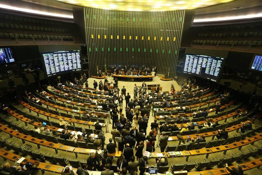 BRASILIA DISTRITO FEDERAL 30/05/2017 -  NACIONAL - CONGRESSO -SESSÃO CONJUNTA entre Senado e Câmara no Plenário da Câmara dos Deputados - Foto: NILTON FUKUDA/ESTADAO